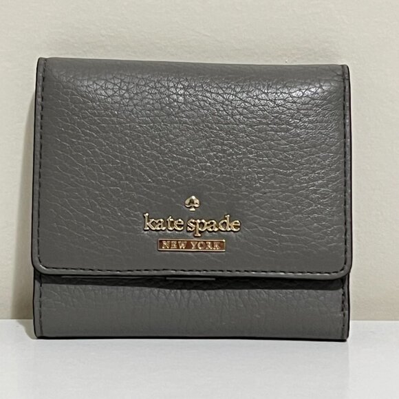Kate Spade Wallet - Picture 1 of 6